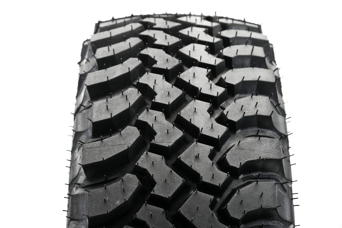 235/75 R15 DAKAR Pneu 113Q 4x4 Offroad Mud Terrain MT SUV M+S 3PMSF