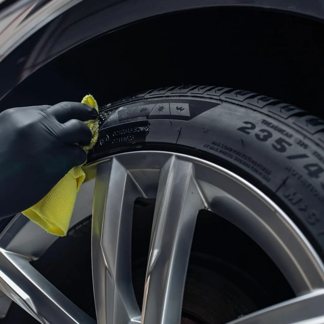 K2 Bold for Trucks and Cars Mousse de Polissage Brillant pour pneus en Caoutchouc 5 l
