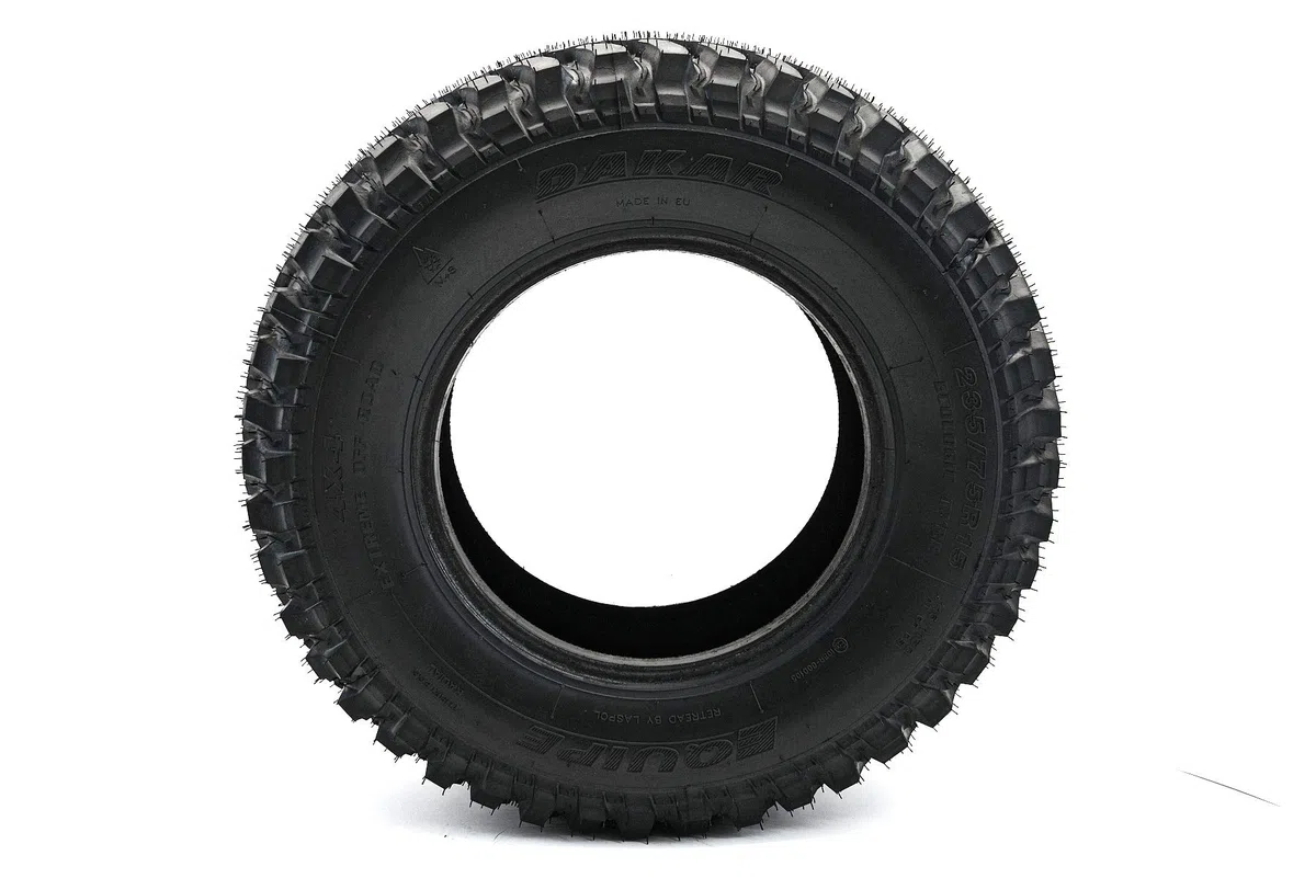 235/75 R15 DAKAR Pneu 113Q 4x4 Offroad Mud Terrain MT SUV M+S 3PMSF